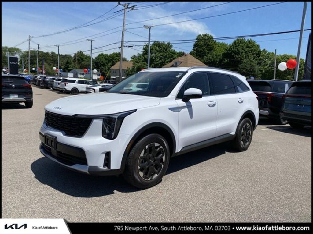 Used 2025 Kia Sorento S SUV