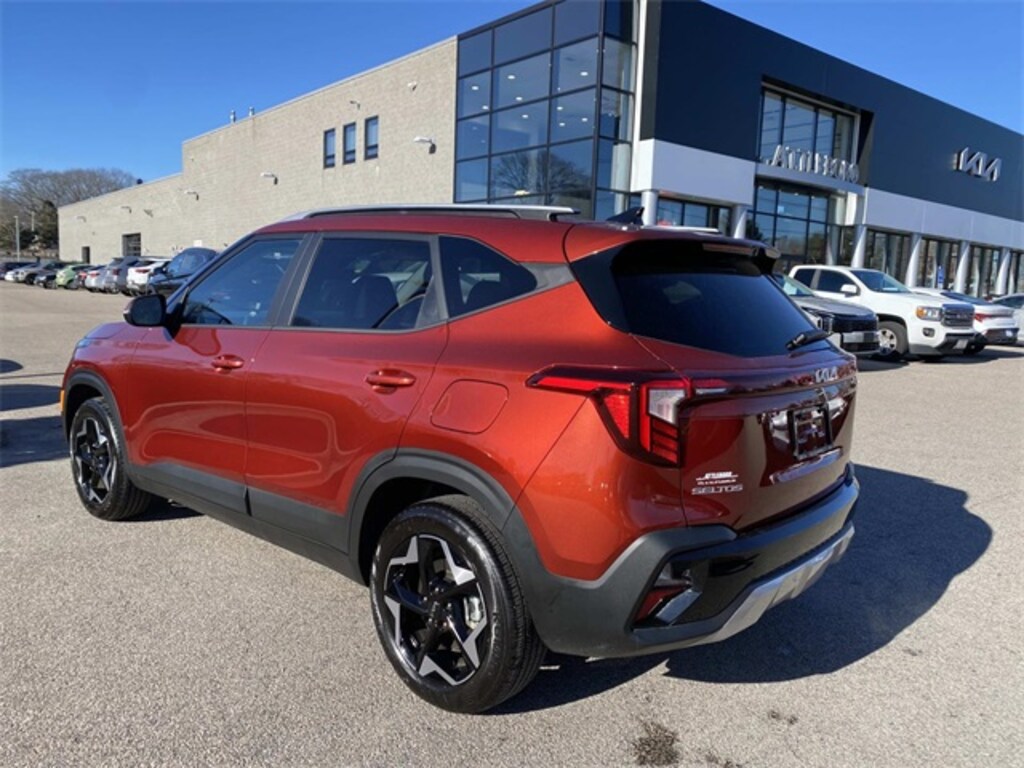 Certified 2025 Kia Seltos S SUV