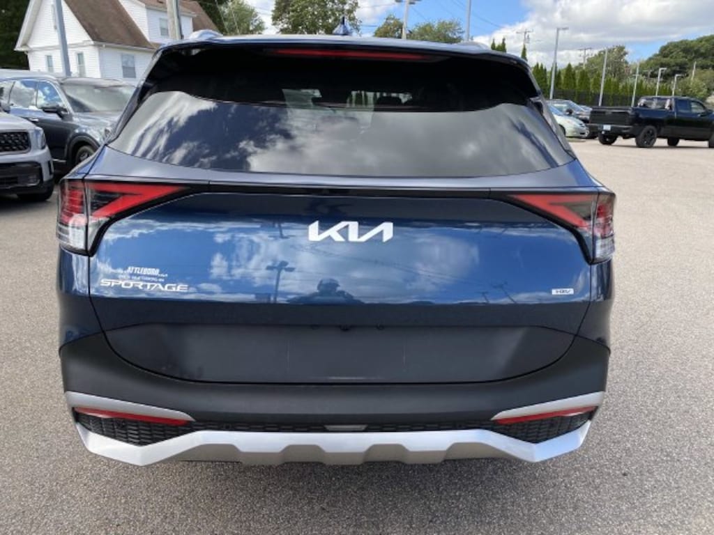 Used 2023 Kia Sportage Hybrid EX SUV