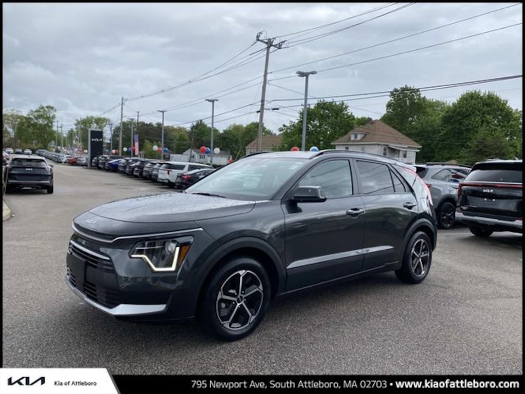 Used 2023 Kia Niro EX SUV