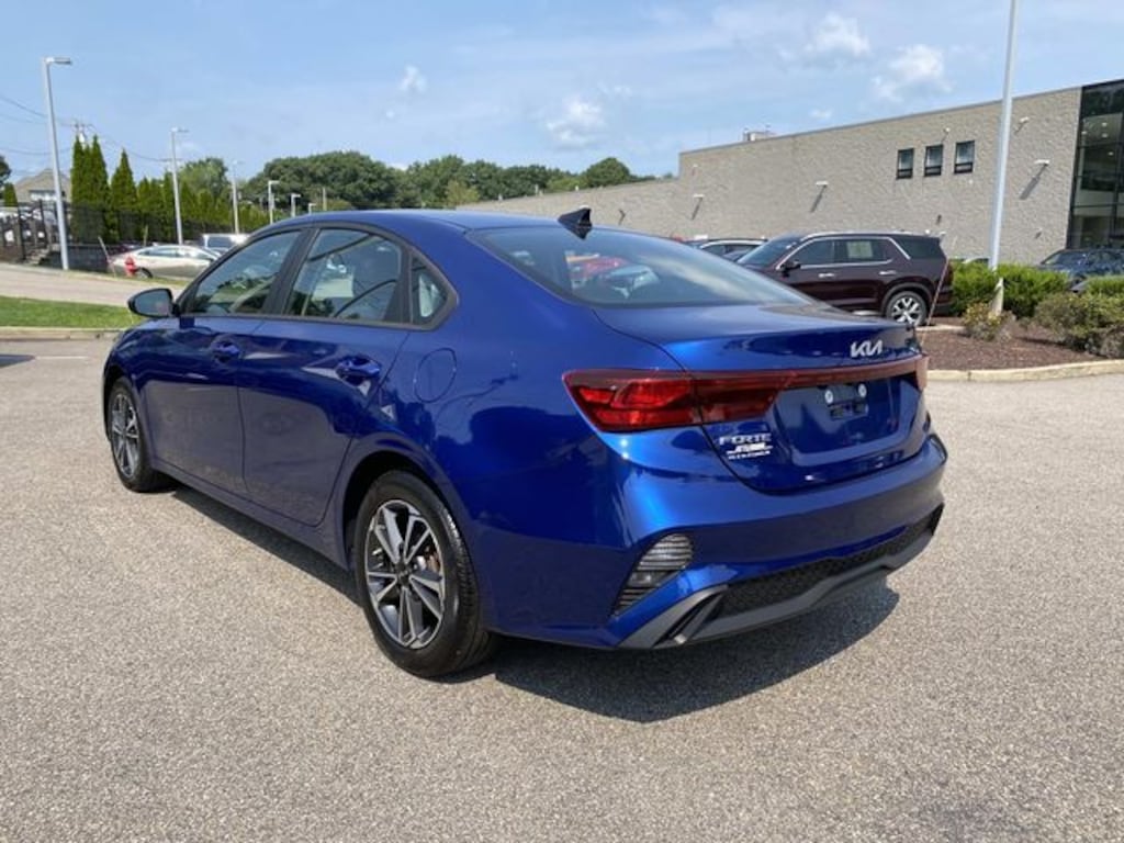 Used 2023 Kia Forte LXS Sedan