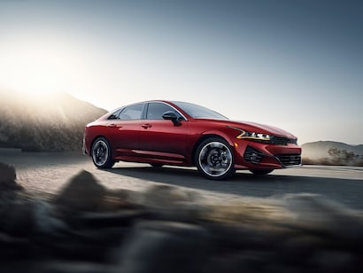 2025 KIA K5 vs 2025 KIA K4 | South Attleboro, MA | Kia of Attleboro