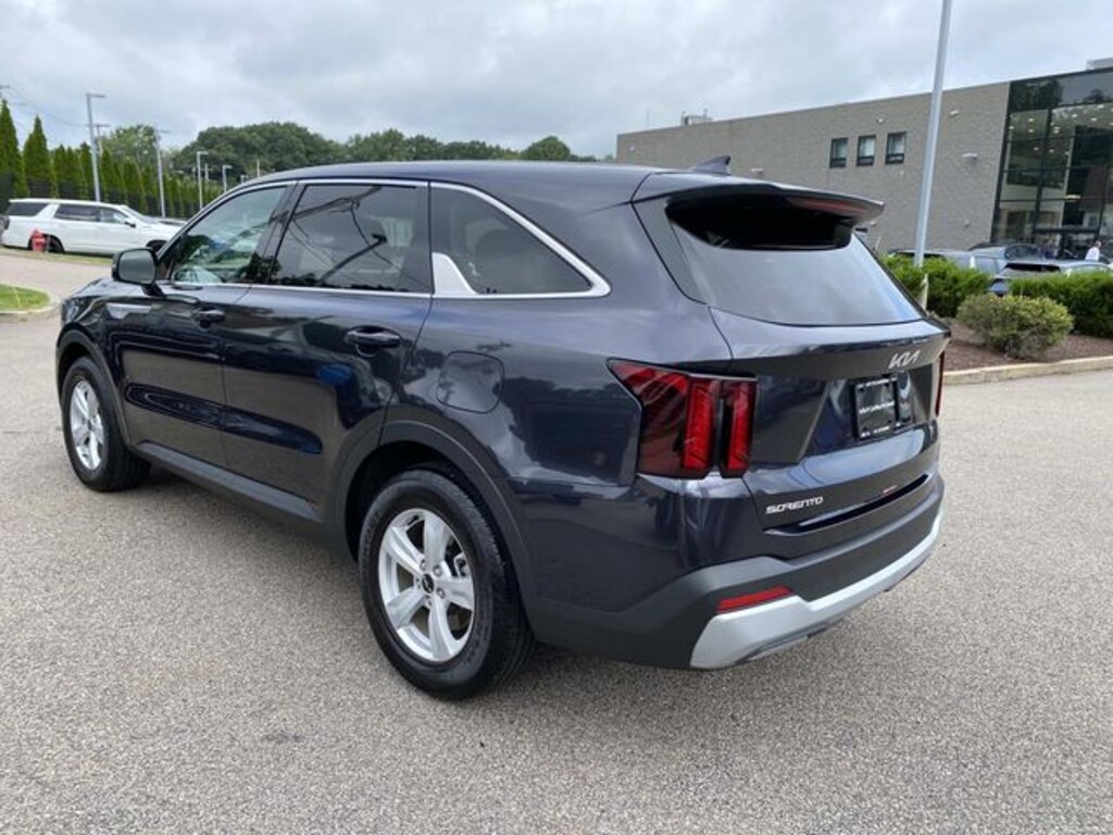 Used 2026 Kia Sorento LX SUV
