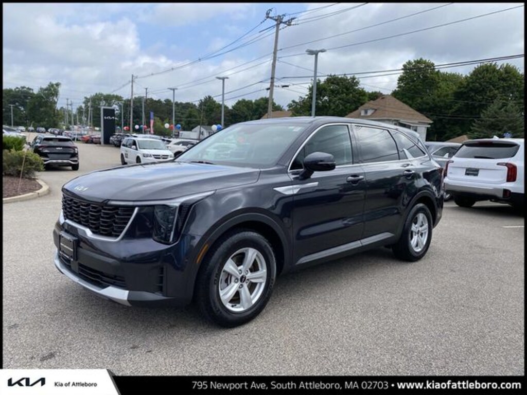 Used 2026 Kia Sorento LX SUV