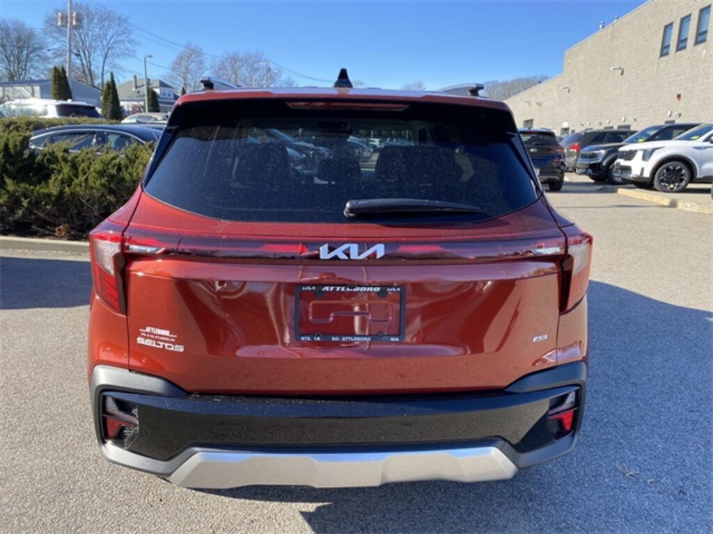 Certified 2025 Kia Seltos S SUV