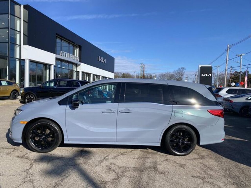 Used 2023 Honda Odyssey Sport Van