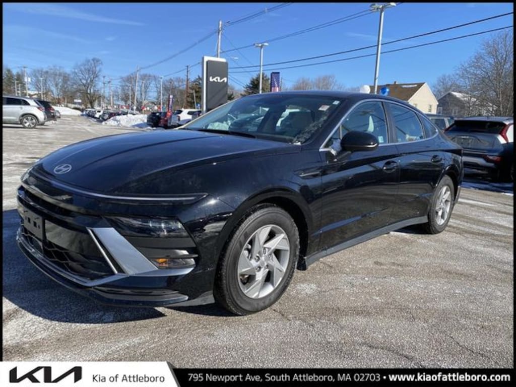 Used 2025 Hyundai Sonata SE Sedan