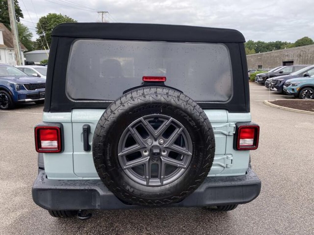Used 2024 Jeep Wrangler Sport SUV