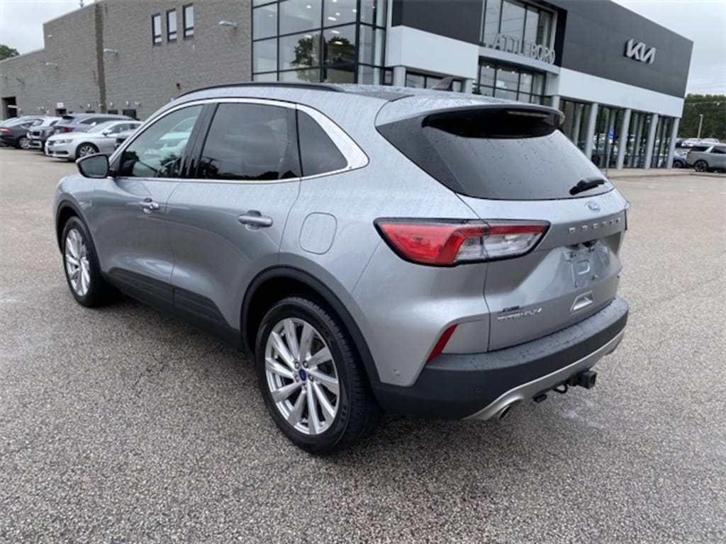Used 2022 Ford Escape Titanium SUV