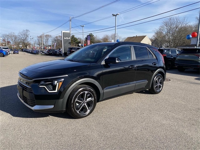 2024 Kia Niro EX's photo