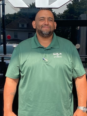 Staff member Luis Candelario from ID_e73e1a0ce79e