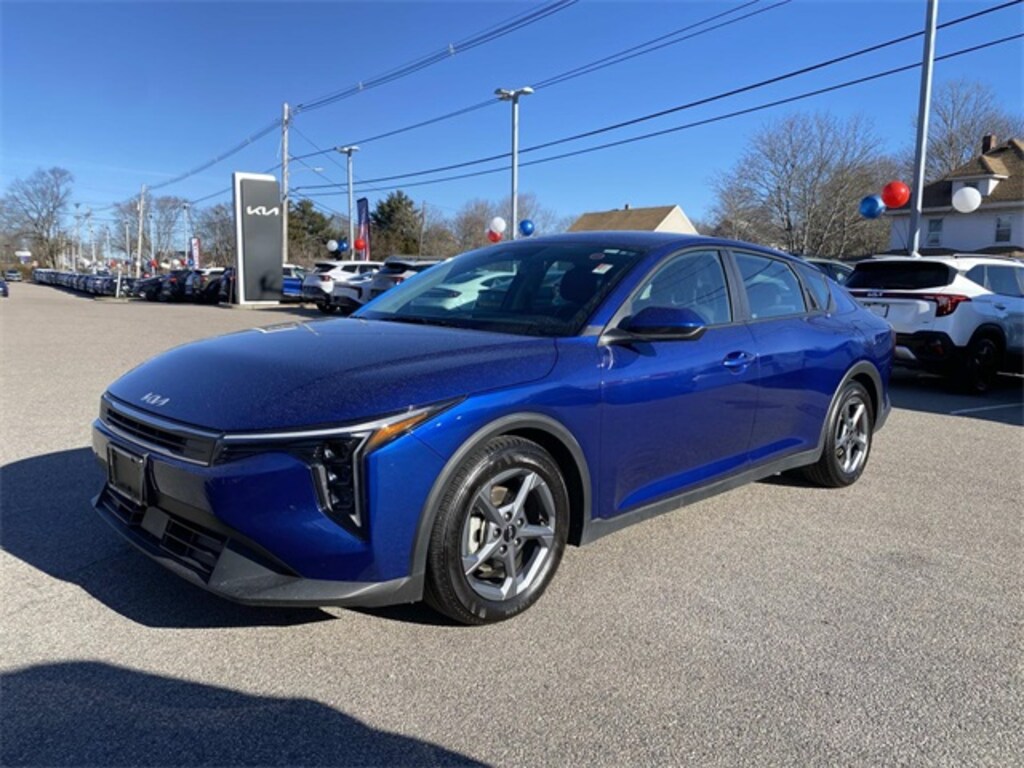 Certified 2025 Kia K4 LXS Sedan