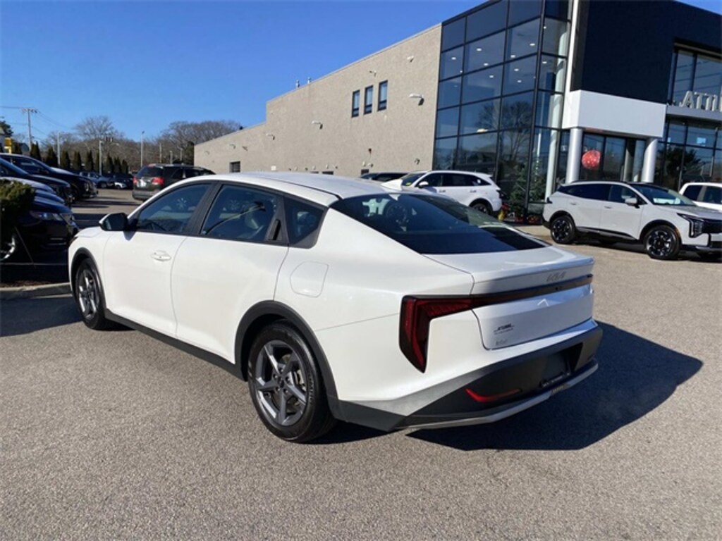 Used 2025 Kia K4 LXS Sedan