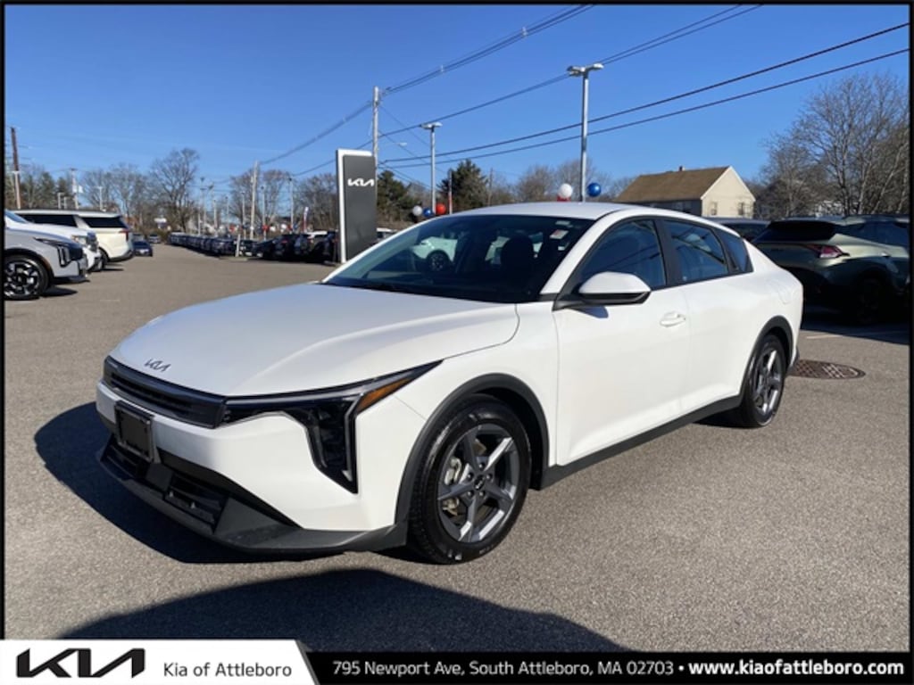Certified 2025 Kia K4 LXS Sedan