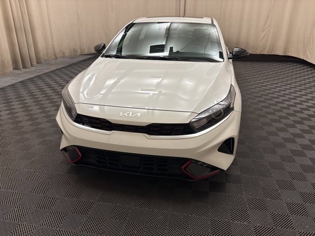 2024 Kia Forte GT-Line photo 2