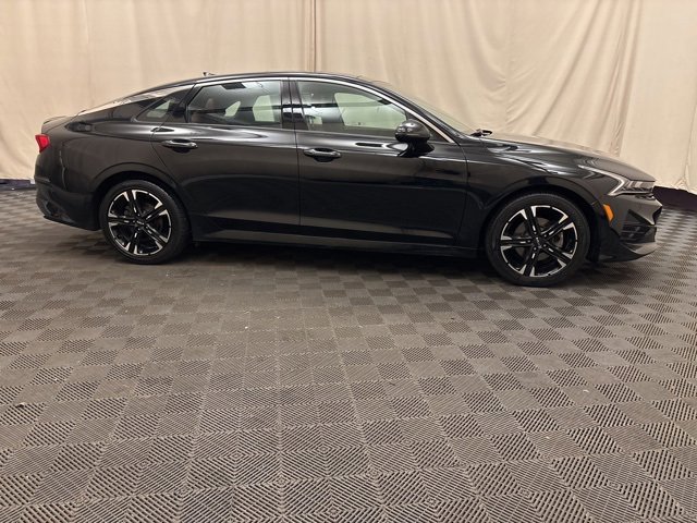 2024 Kia K5 GT-Line photo 3