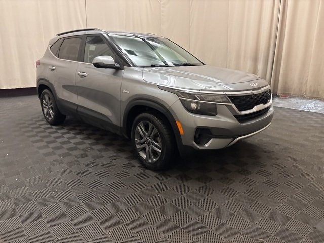 2023 Kia Seltos S photo 3