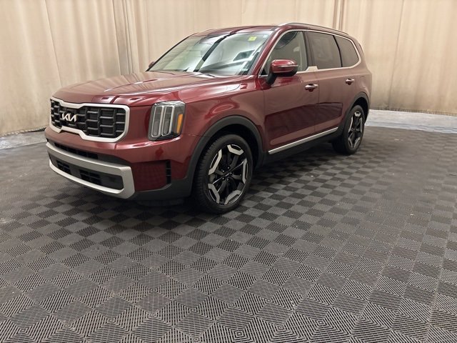 2024 Kia Telluride S's photo