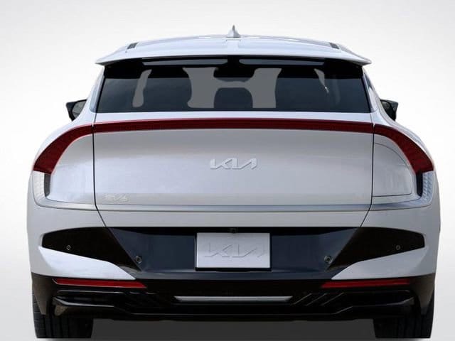 2025 Kia EV6 Wind - Photo 13
