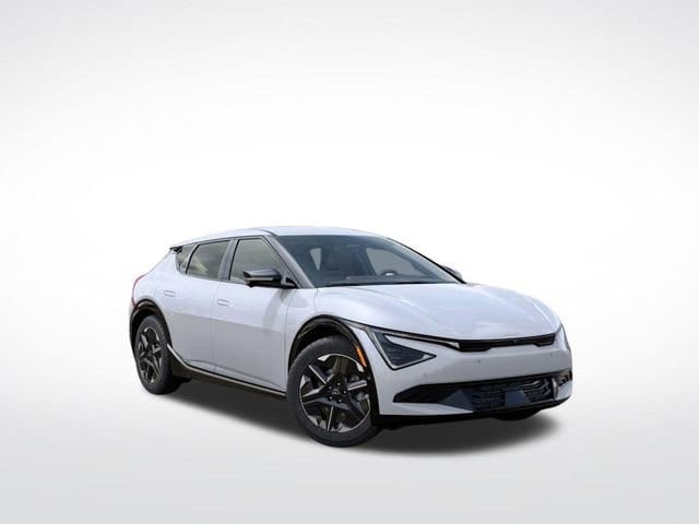 2025 Kia EV6 Wind - Photo 8