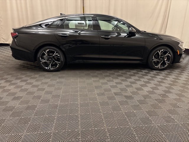 2026 Kia K5 GT-Line photo 4