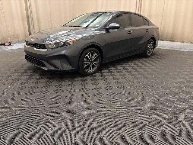 2024 Kia Forte LXS's photo