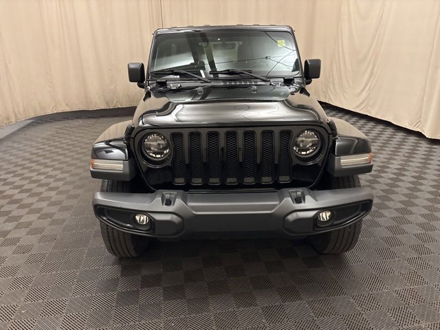 2020 Jeep Wrangler Unlimited Sahara photo 2