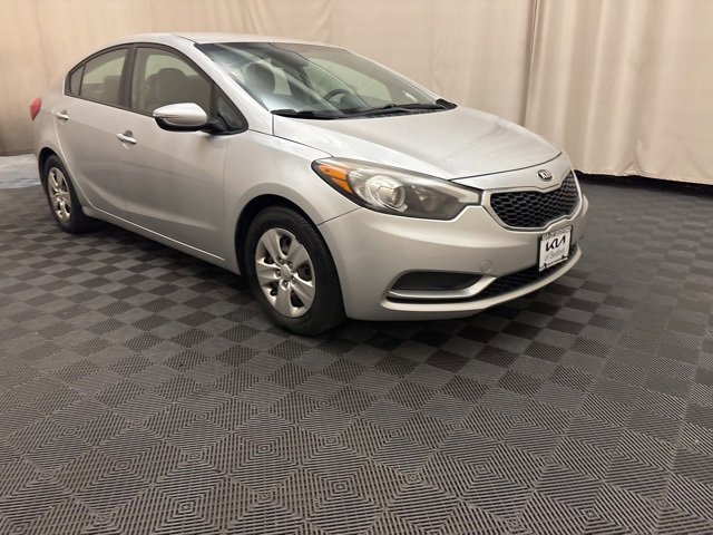 2015 Kia Forte LX photo 3