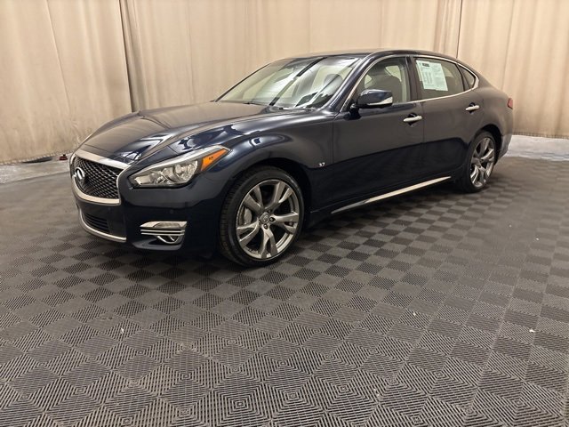 2019 INFINITI Q70L LUXE