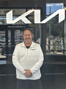 Staff member Joe Vitale from ID_f90e3de0f13a