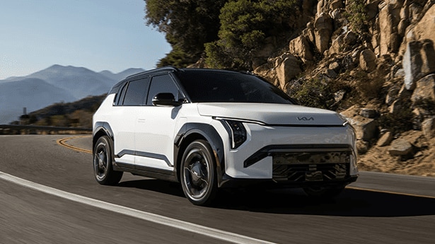 2027%20Kia%20EV3%20Preview-%20Range%2C%20Size%2C%20Technology%2C%20and%20Expected%20Features%20%20post.png