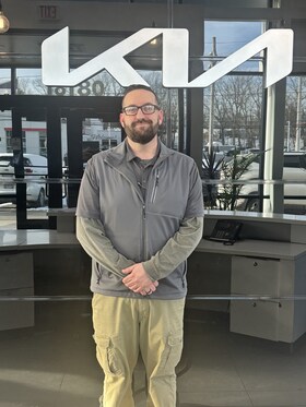 Staff member Chris Kenney from ID_f90e3de0f13a