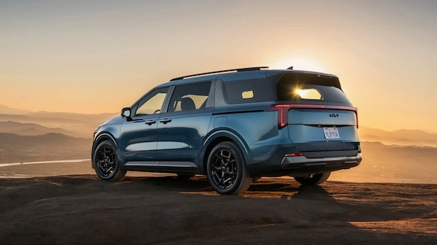 2026%20Kia%20Carnival%20vs%202026%20Toyota%20Sienna-%20Which%20Family%20Vehicle%20Makes%20More%20Sense_.jpg
