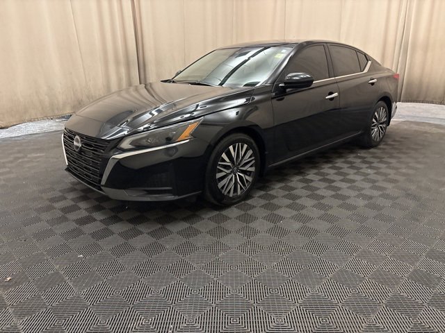 2023 Nissan Altima SV