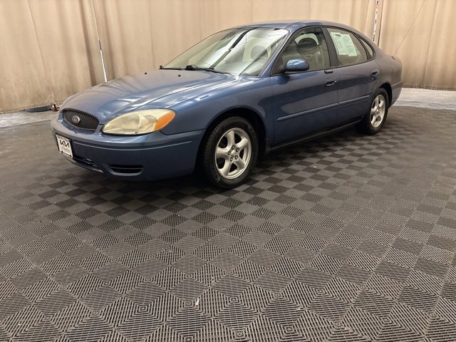 2004 Ford Taurus SE
