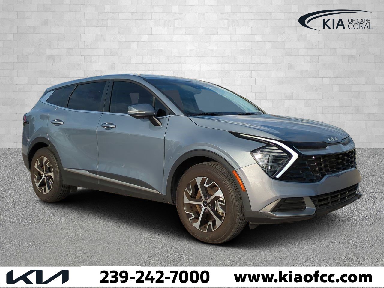 2025 Kia Sportage EX's photo