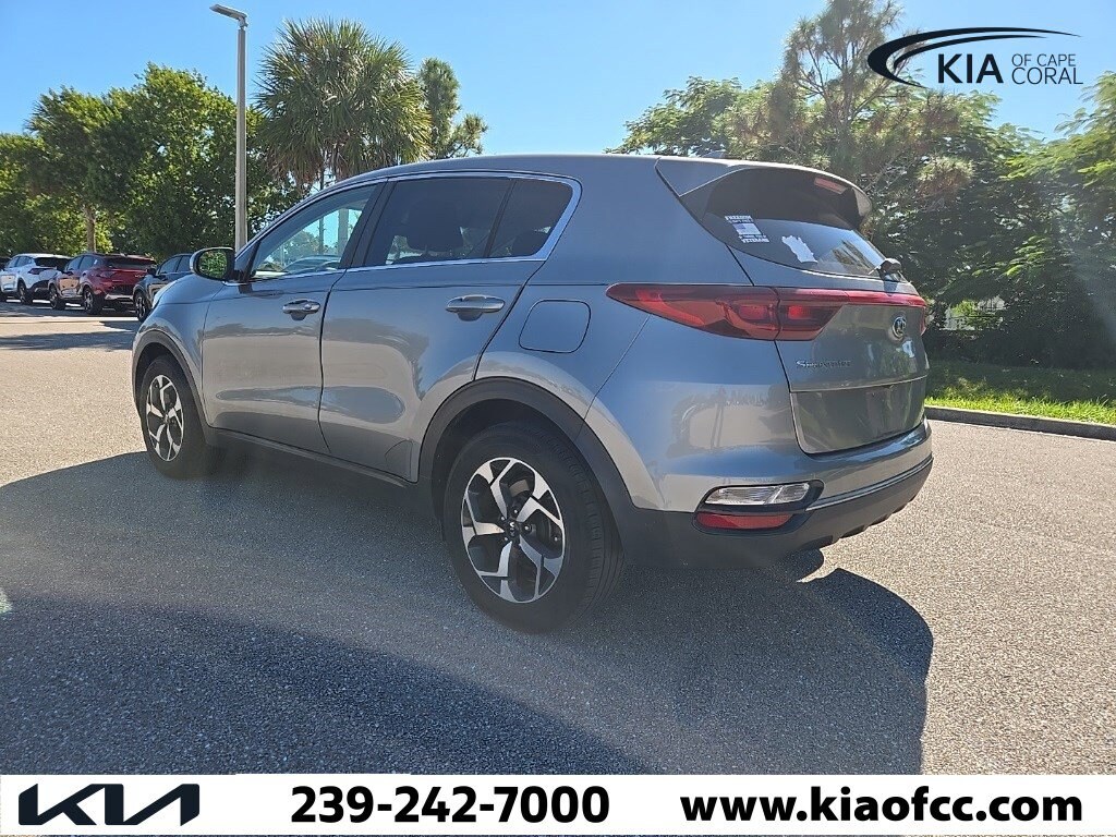 2020 Kia Sportage LX photo 3