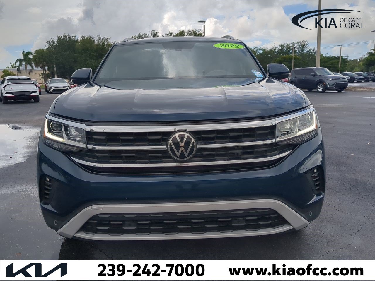 2022 Volkswagen Atlas Cross Sport SE Technology photo 2