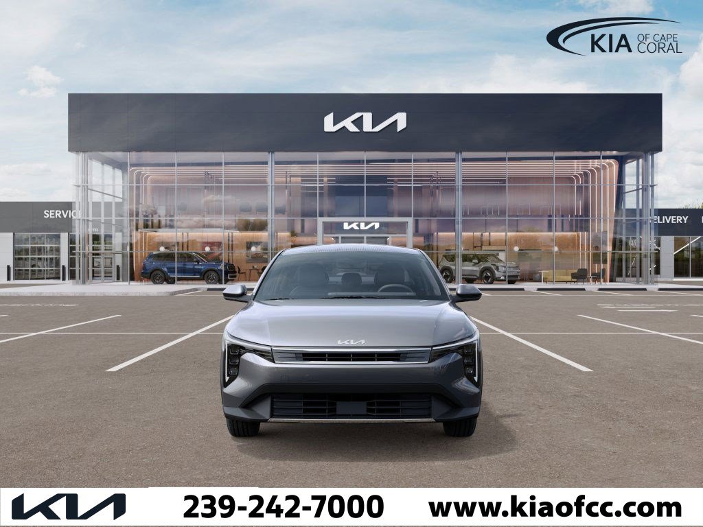 2025 Kia K4 EX photo 2