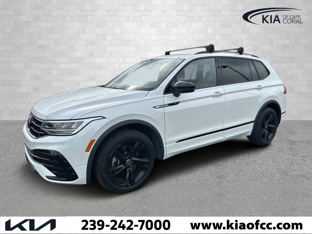 2023 Volkswagen Tiguan SE R-LINE BLACK