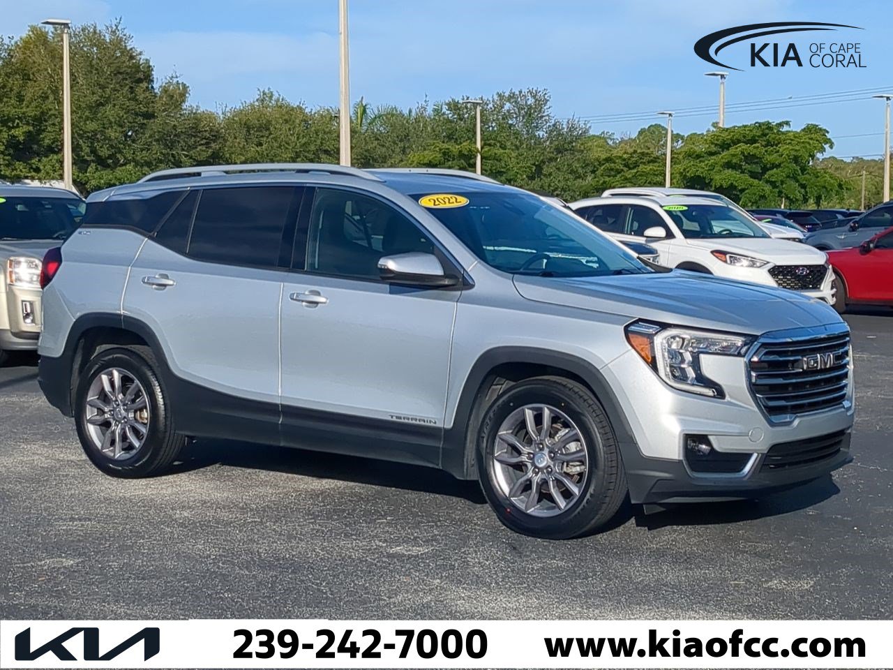 2022 Gmc Terrain SLT photo 2