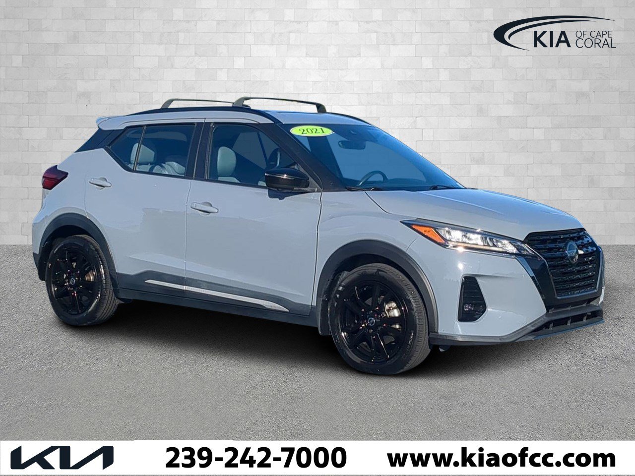 2021 Nissan Kicks SR