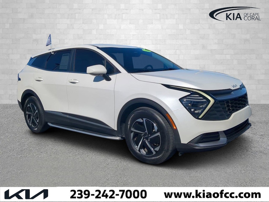 Used 2024 Kia Sportage Hybrid LX SUV