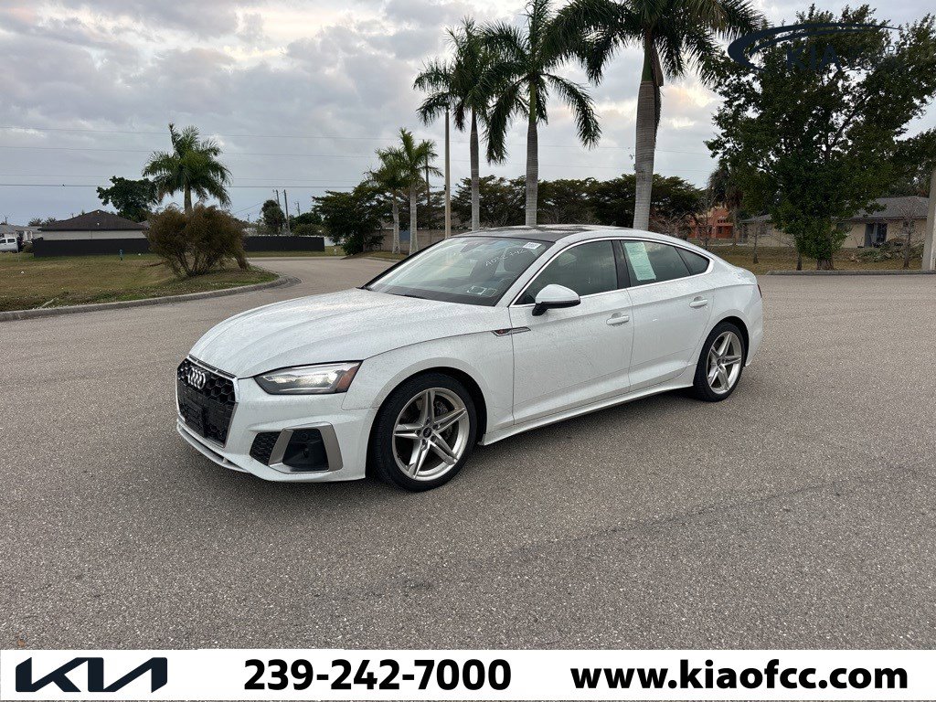 2022 Audi A5 Premium's photo