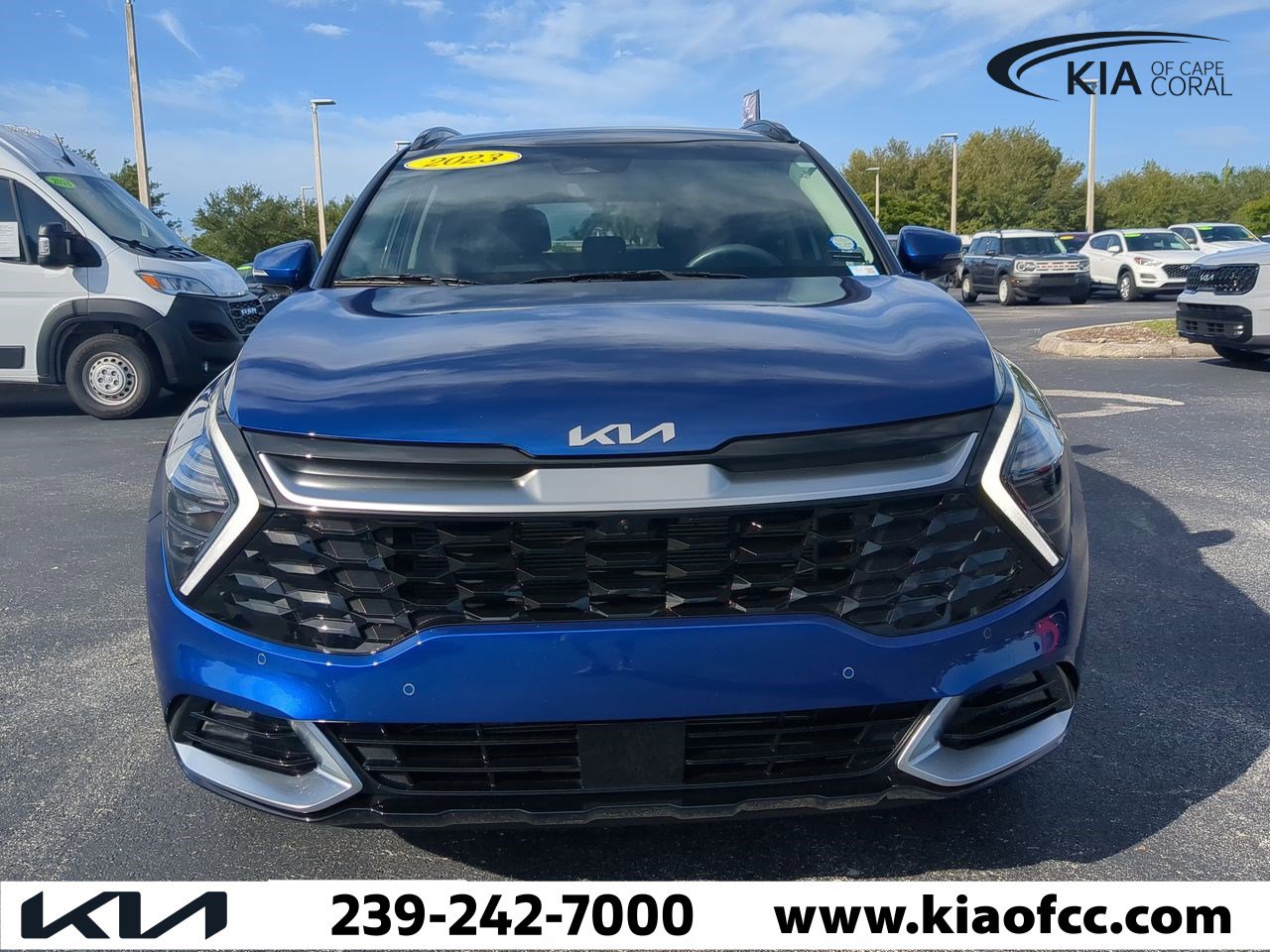 2023 Kia Sportage photo 3