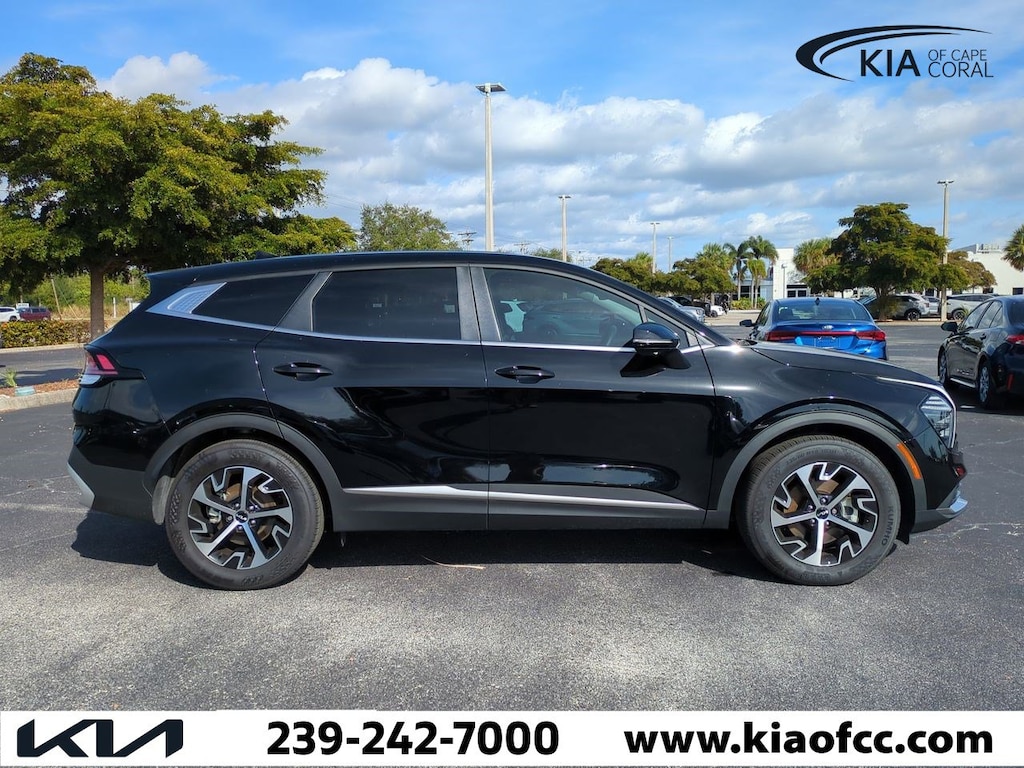 Certified 2025 Kia Sportage EX SUV
