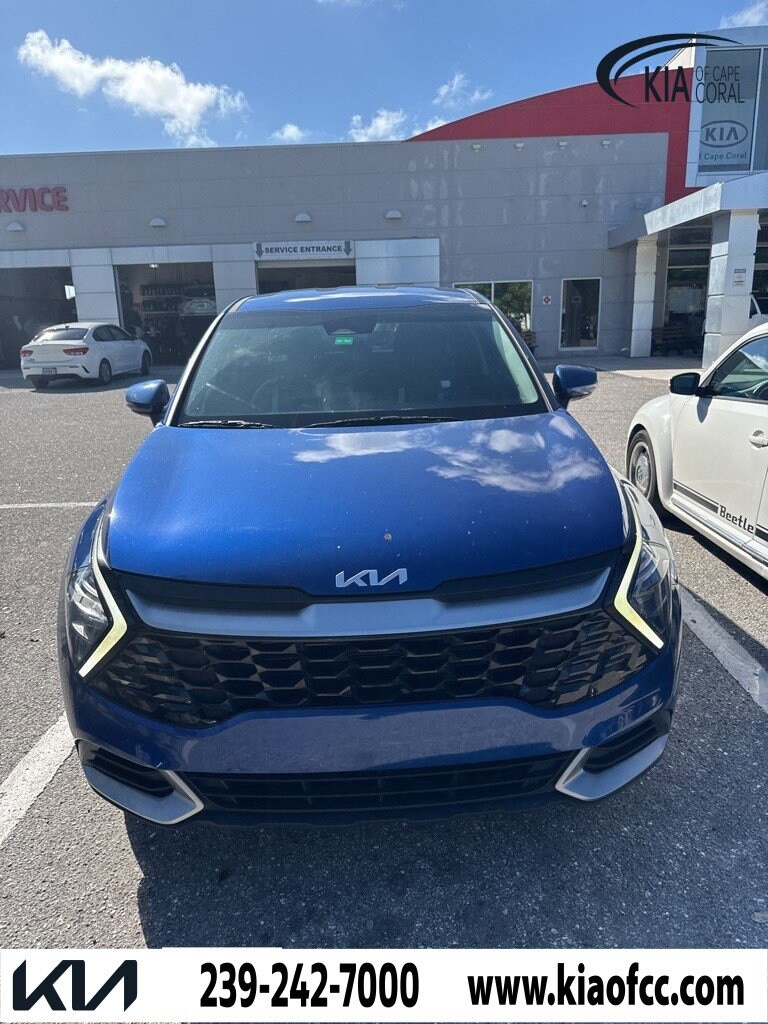 2023 Kia Sportage EX photo 3
