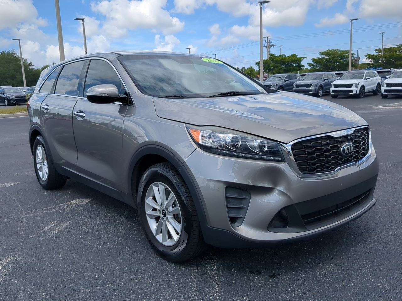 Used 2019 Kia Sorento LX with VIN 5XYPG4A37KG543904 for sale in Cape Coral, FL