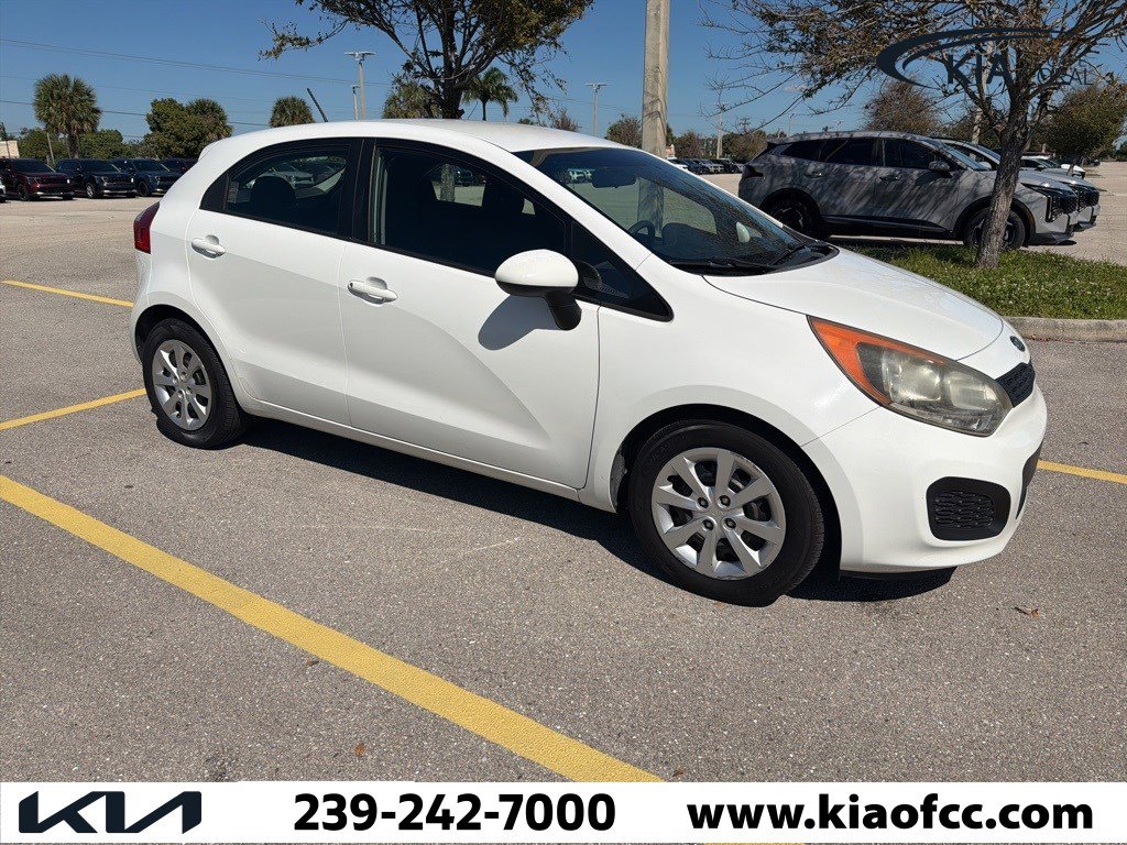 Used 2012 Kia Rio 5-Door LX with VIN KNADM5A38C6067861 for sale in Cape Coral, FL