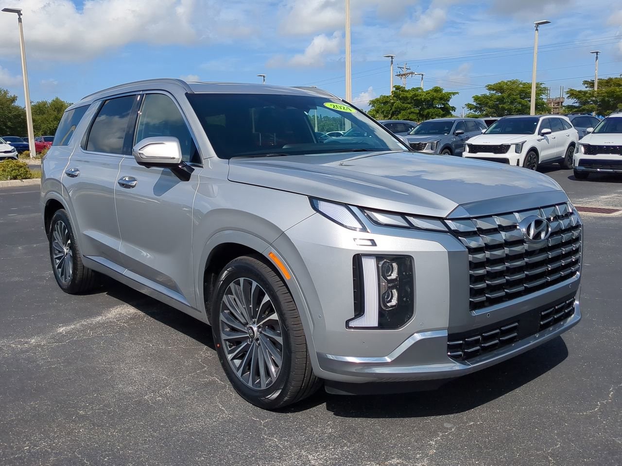 Used 2024 Hyundai Palisade Calligraphy with VIN KM8R7DGE5RU705700 for sale in Cape Coral, FL